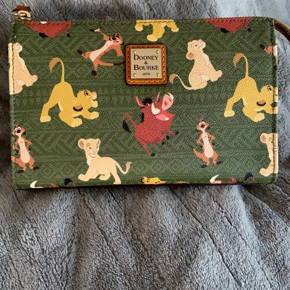 COPY - Rooney and Burke lion king bag